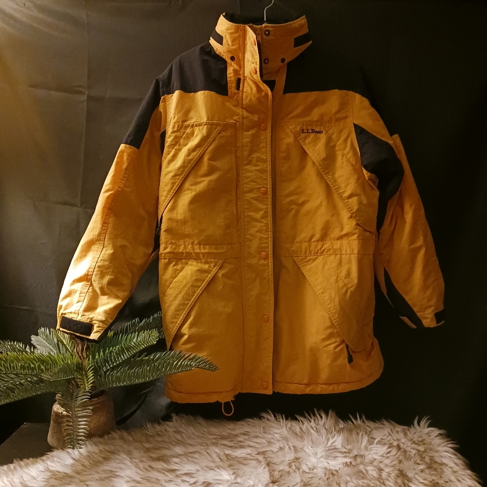 L.L. Bean Women's Coat *pls refer to measurements*